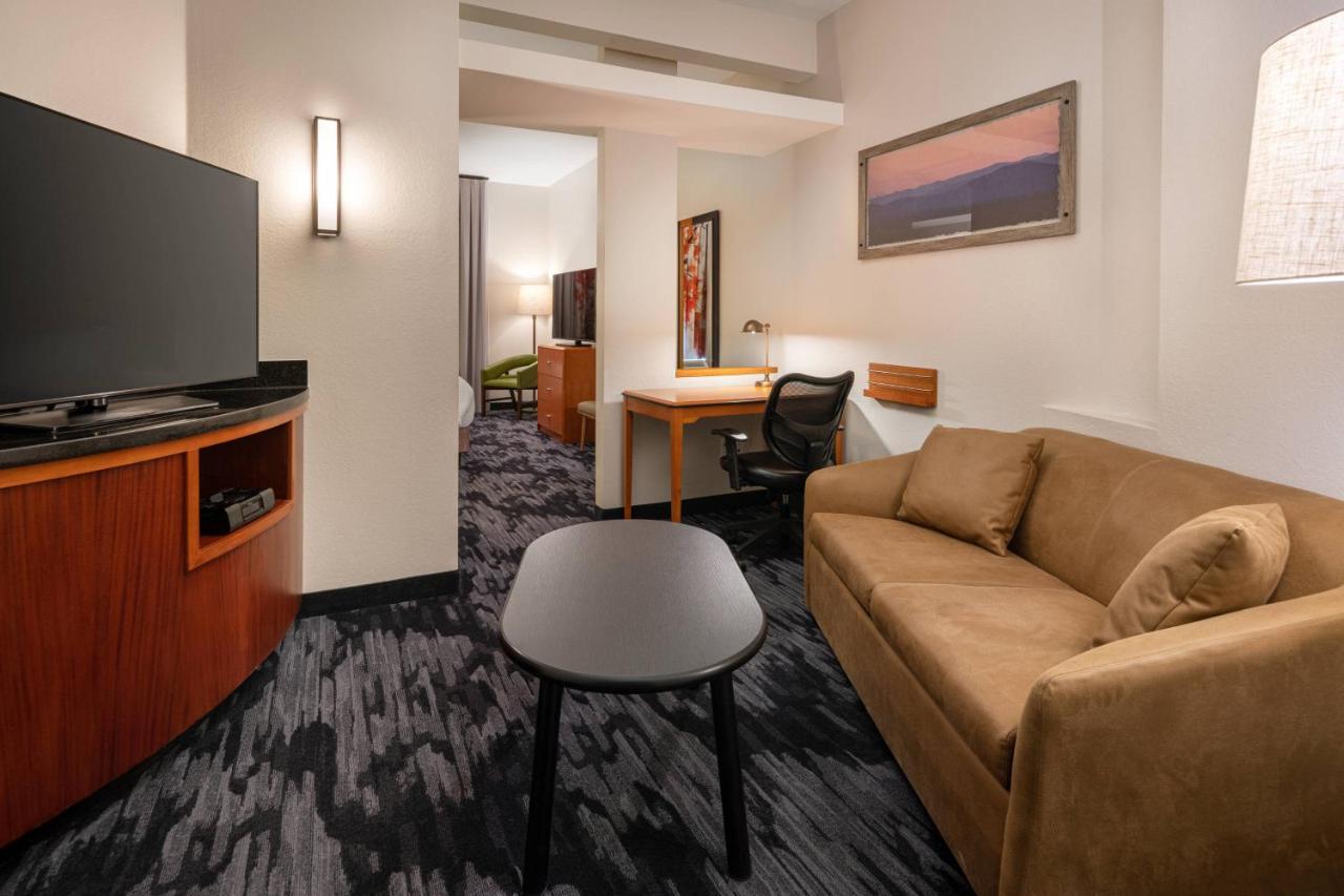 Fairfield & By Marriott Visalia 3* Tulare