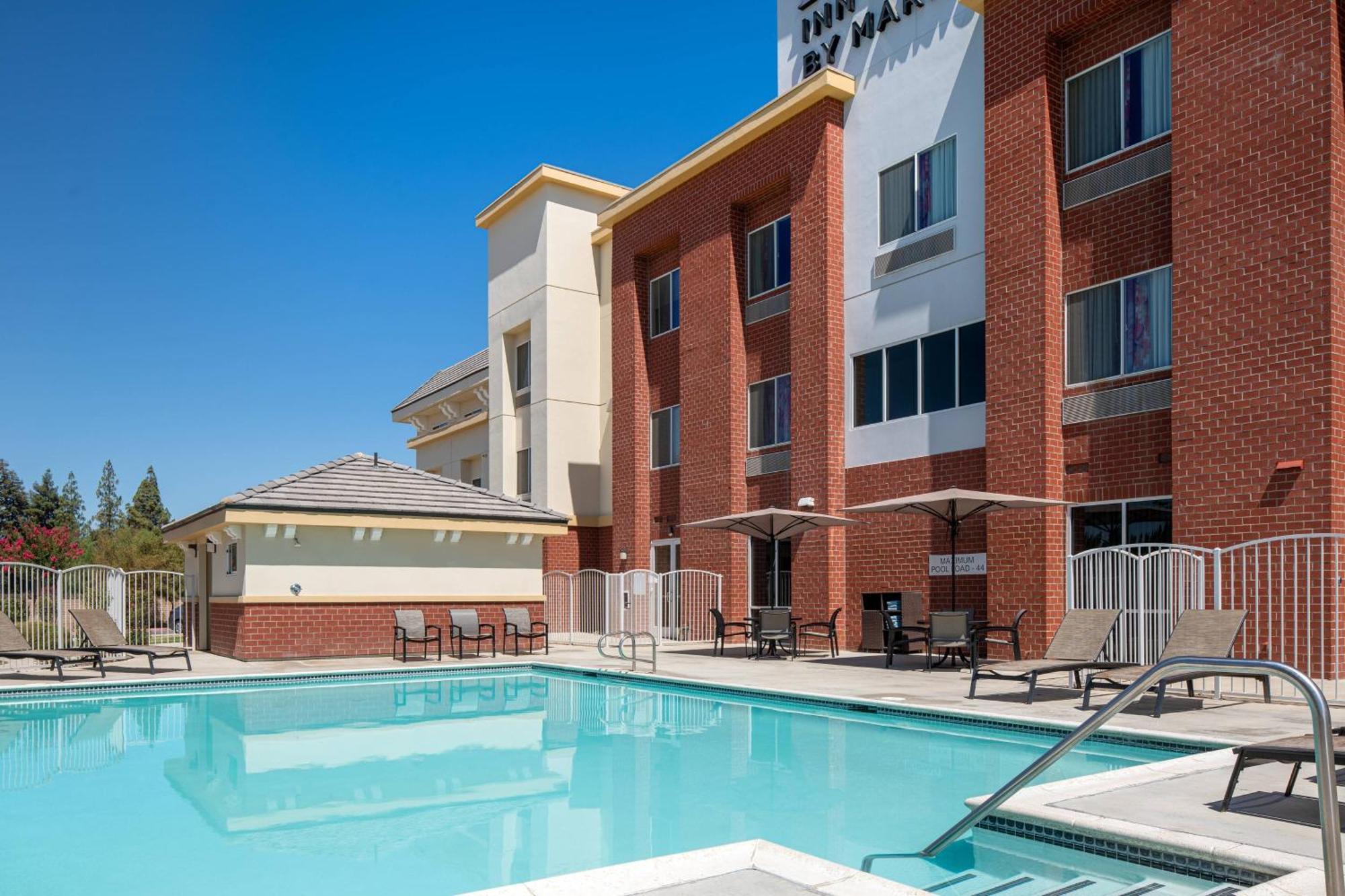 Fairfield & By Marriott Visalia 3* Tulare